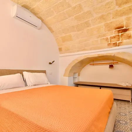 Mare In Fiore Historic House - Housea * بولينيانو آ ماري